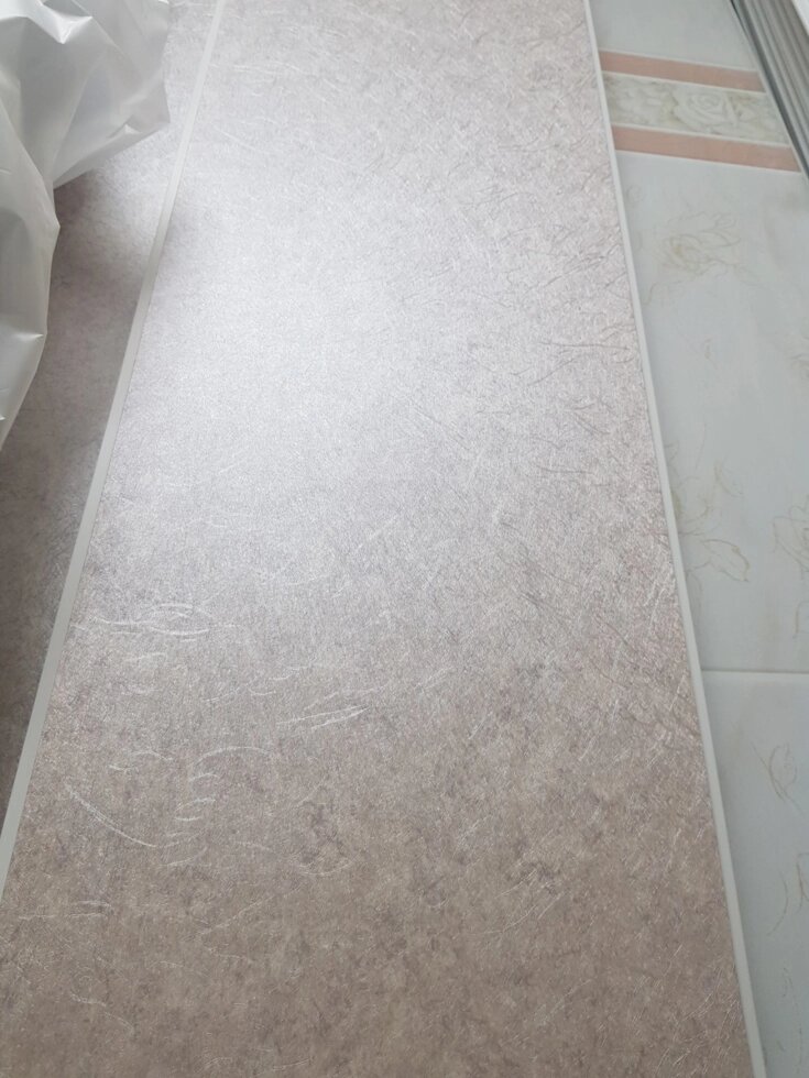 Панель ПВХ ламинированная Шёлк серый 2,7м кратно упаковке